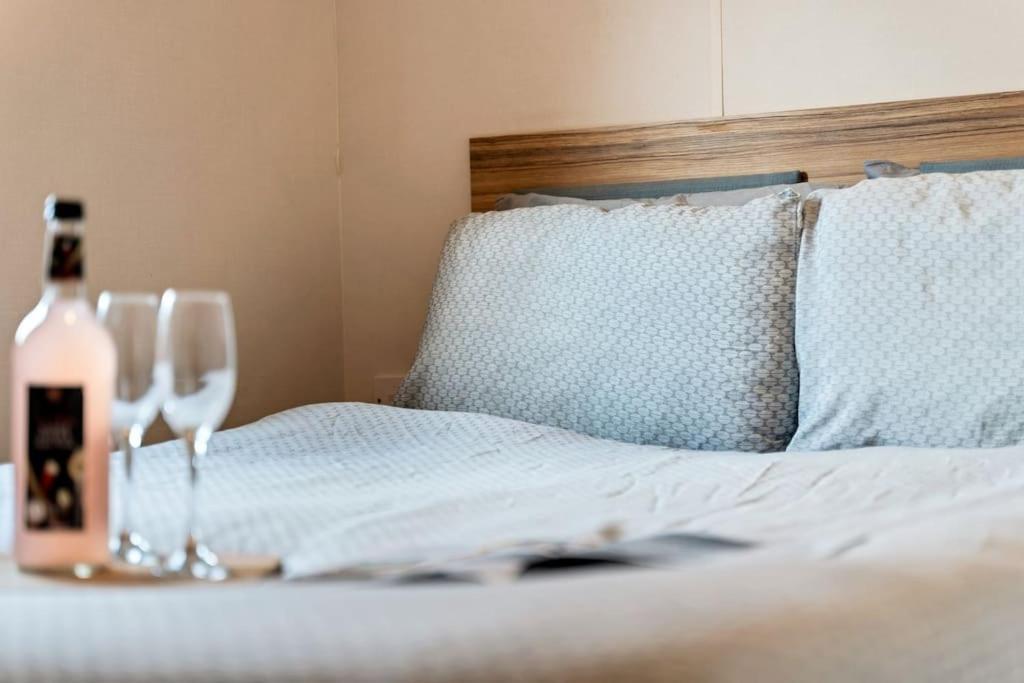 Tattershall Lakes: Sally'S Superior Stay Exteriör bild